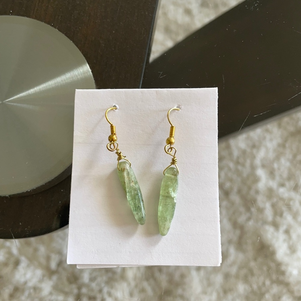 Jade Crystal Earrings - Picture 1 of 2